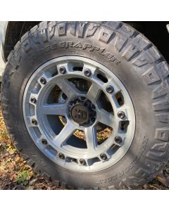 20x10 XD862 Raid 6x5.5 Wheels 35" Nitto Ridge Grappler Tires